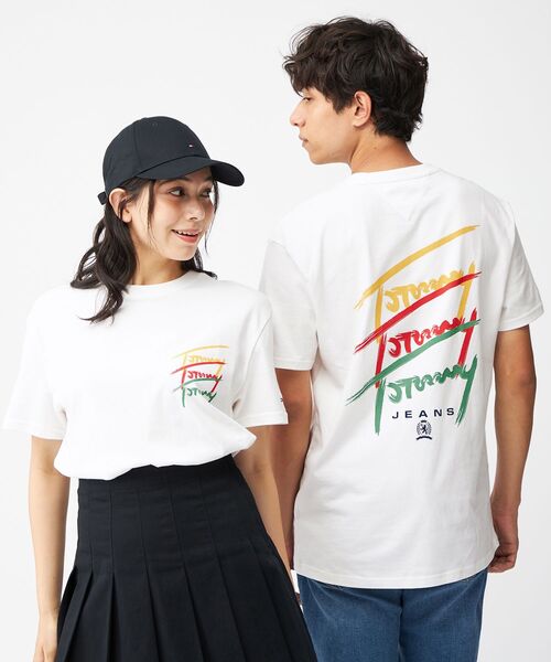 tommy jeans(トミー ジーンズ)の「レギュラーツイステッドシグネチャーTシャツ(Tシャツ/カットソー・メンズ・ホワイト/ブラック・LARGE/SMALL/X-LARGE/MEDIUM)」の17枚目の写真