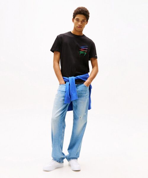 tommy jeans(トミー ジーンズ)の「レギュラーツイステッドシグネチャーTシャツ(Tシャツ/カットソー・メンズ・ホワイト/ブラック・LARGE/SMALL/X-LARGE/MEDIUM)」の4枚目の写真