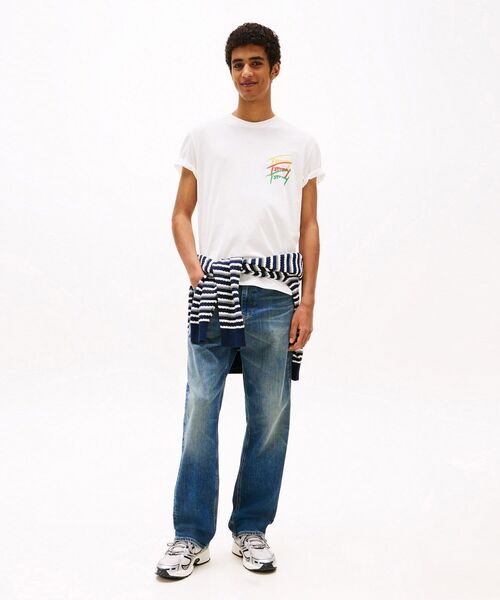 tommy jeans(トミー ジーンズ)の「レギュラーツイステッドシグネチャーTシャツ(Tシャツ/カットソー・メンズ・ホワイト/ブラック・LARGE/SMALL/X-LARGE/MEDIUM)」の8枚目の写真