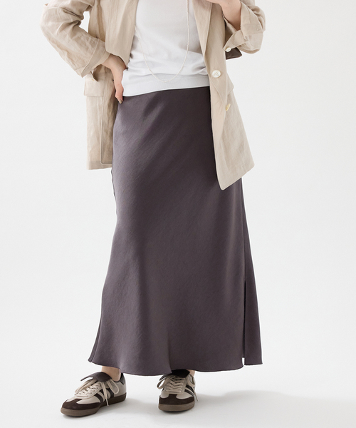 IENA（イエナ）の「《WEB・一部店舗限定 追加12》ダブルサテンスカート（スカート・レディース・スカイブルー/ゴールド/チャコールグレー・40/38/34/36）」の12枚目の写真