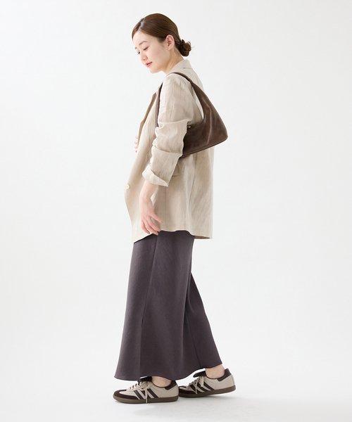 IENA（イエナ）の「《WEB・一部店舗限定 追加12》ダブルサテンスカート（スカート・レディース・スカイブルー/ゴールド/チャコールグレー・40/38/34/36）」の13枚目の写真