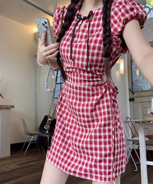 Mayree（メイリー）の「【Mayree】チェック柄 チャイナ風リボン  ウエストカット ミニワンピ（ワンピース・レディース・レッド・SMALL/MEDIUM/LARGE）」の4枚目の写真