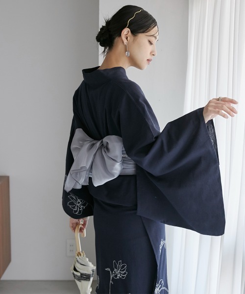 Neina（ネイナ）の「【浴衣】花柄デザイン刺しゅう浴衣セット（ゆかた＋夏帯）〔Neina〕（浴衣・レディース・ネイビー系・FREE）」の12枚目の写真