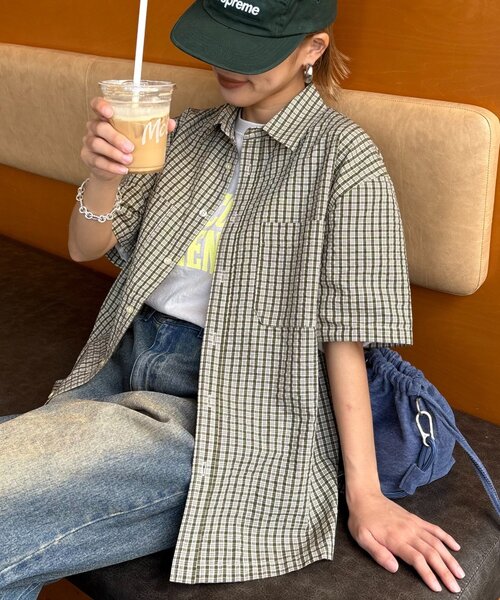 CIAOPANIC TYPY(チャオパニックティピー)の「【UNISEX】ポコポコチェック半袖シャツ(シャツ/ブラウス・レディース・ブルー/ブラック/カーキ/ベージュ・MEDIUM/LARGE)」の4枚目の写真