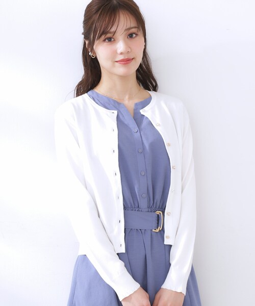 couture brooch（クチュールブローチ）の「イロイロ釦ニットカーデ（カーディガン/ボレロ・レディース・ライトブルー/オフホワイト/ピンク系・42/38）」の2枚目の写真