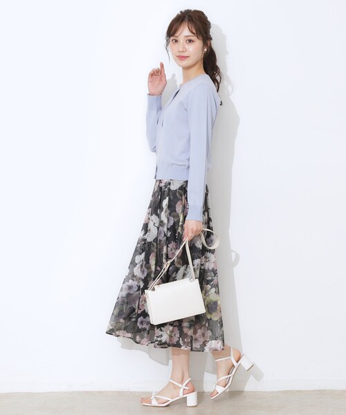 couture brooch（クチュールブローチ）の「イロイロ釦ニットカーデ（カーディガン/ボレロ・レディース・ライトブルー/オフホワイト/ピンク系・42/38）」の20枚目の写真