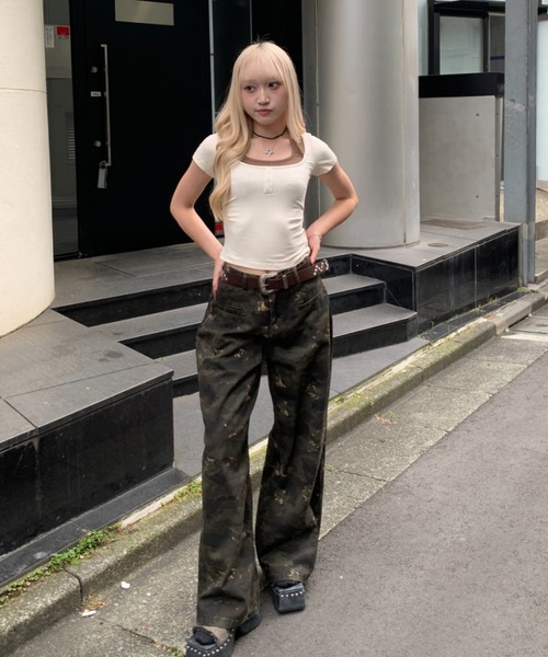 lilful(リルフル)の「スターモチーフスタッズデザインベルト(ベルト・レディース・ブラック/ブラウン・F)」の3枚目の写真