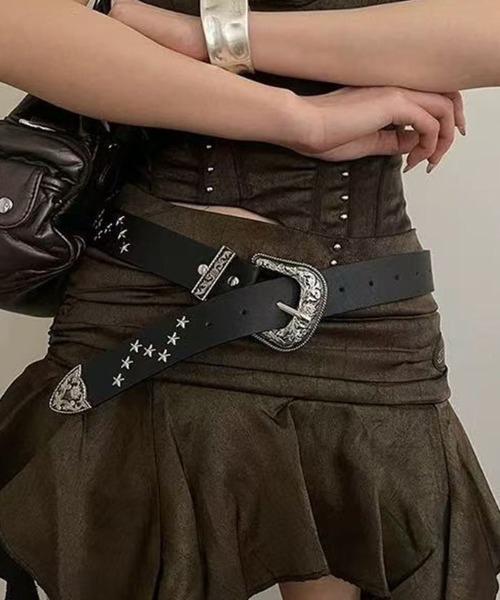 lilful(リルフル)の「スターモチーフスタッズデザインベルト(ベルト・レディース・ブラック/ブラウン・F)」の6枚目の写真