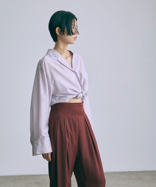 EN NEUME(エンノイム)の「Vintage Satin Pants(その他パンツ・レディース・ブルー/グリーン/バーガンディー・0/1)」の4枚目の写真