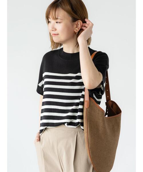 Lugnoncure(ルノンキュール)の「チューリップスリーブニット(ニット/セーター・レディース・オフホワイト/ベージュ/ブラック/チャコールグレー/グリーン・F)」の2枚目の写真