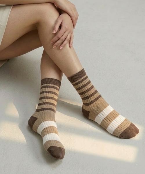 Burner(バーナー)の「【OKUOKU 0909】アソート シンプル ソックス oku-socks-g2-1(ソックス/靴下・レディース・レッド/イエロー/オレンジ/ブラック系その他2/チャコール/ホワイト系その他2/ホワイト系その他4/ピンク系その他5/ベージュ系その他3/ベージュ系その他4/グリーン系その他5/ブラック系その他4/ブラウン系その他2/ブラウン系その他3/ベージュ系その他2/グリーン/グリーン系5/ホワイト系4/ホワイト系その他3・FREE)」の4枚目の写真