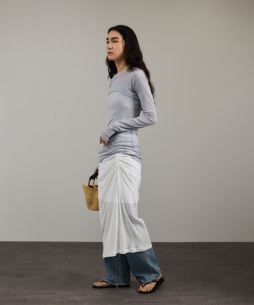 SALON adam et rope'(サロン アダム エ ロペ)の「nu=layerアシンメトリーシャーリングスカート(スカート・レディース・レッド/ブラック/ホワイト・FREE)」の7枚目の写真