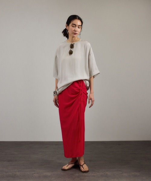 SALON adam et rope'(サロン アダム エ ロペ)の「nu=layerアシンメトリーシャーリングスカート(スカート・レディース・レッド/ブラック/ホワイト・FREE)」の8枚目の写真