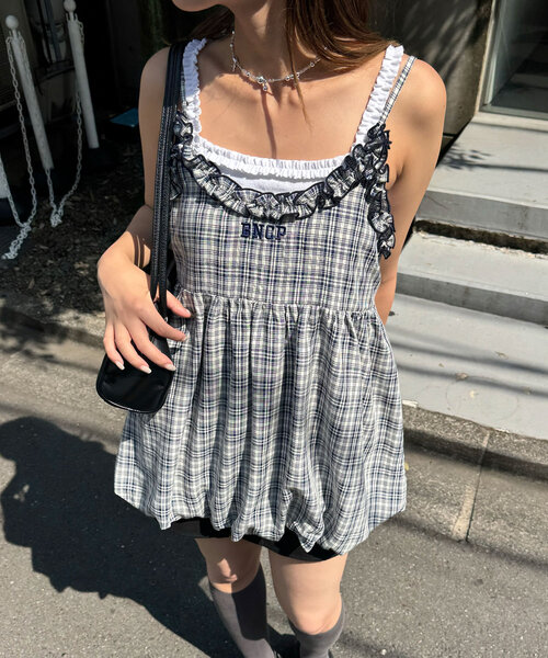 CIAOPANIC(チャオパニック)の「フリルチェックバルーンキャミビスチェ(キャミソール・レディース・イエロー/ネイビー/レッド・ONE SIZE)」の5枚目の写真