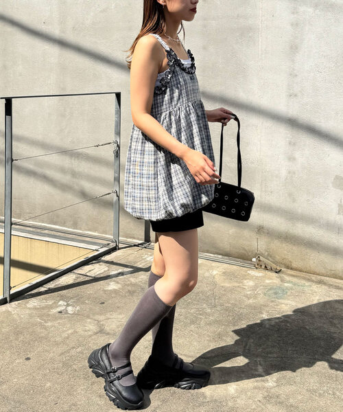 CIAOPANIC(チャオパニック)の「フリルチェックバルーンキャミビスチェ(キャミソール・レディース・イエロー/ネイビー/レッド・ONE SIZE)」の10枚目の写真