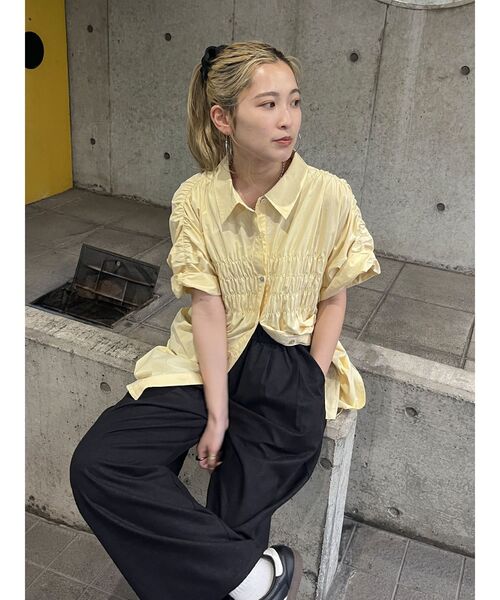 Ungrid（アングリッド）の「ハーフスリーブギャザーシャツ（シャツ/ブラウス・レディース・パープル/ブルー/オフホワイト/イエロー・FREE）」の9枚目の写真