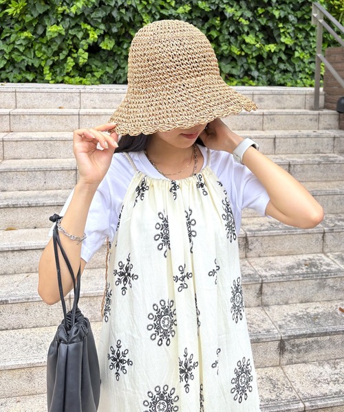 ISOOK(アイスー)の「【ISOOK / アイスー】ホルターネックリゾートワンピ / 柄ワンピ キャミワンピ エスニック ボヘミアン Iライン バックリボン ロング丈 マキシ丈 ノースリーブ 白 黒 ホワイト ブラック ZOZOTOWN限定(ワンピース・レディース・ブラック/アイボリー・FREE)」の11枚目の写真