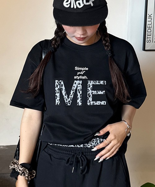napinna maison(ナピナメゾン)の「【napinna maison×HIINA】グラフィックロゴスウェット半袖T(ショート丈/ビッグシルエット)(Tシャツ/カットソー・レディース・ネイビー/グレー/ブラック・M/L)」の2枚目の写真