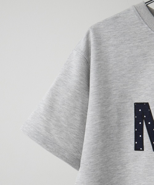 napinna maison(ナピナメゾン)の「【napinna maison×HIINA】グラフィックロゴスウェット半袖T(ショート丈/ビッグシルエット)(Tシャツ/カットソー・レディース・ネイビー/グレー/ブラック・M/L)」の11枚目の写真