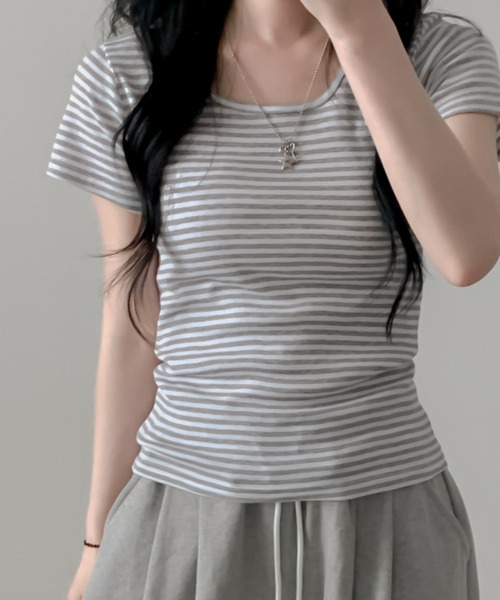 VIVID LADY(ビビッドレディー)の「ボーダー 半袖 Tシャツ(Tシャツ/カットソー・レディース・ブラック/チャコールグレー/ライトグレー/ブラウン・FREE)」の14枚目の写真