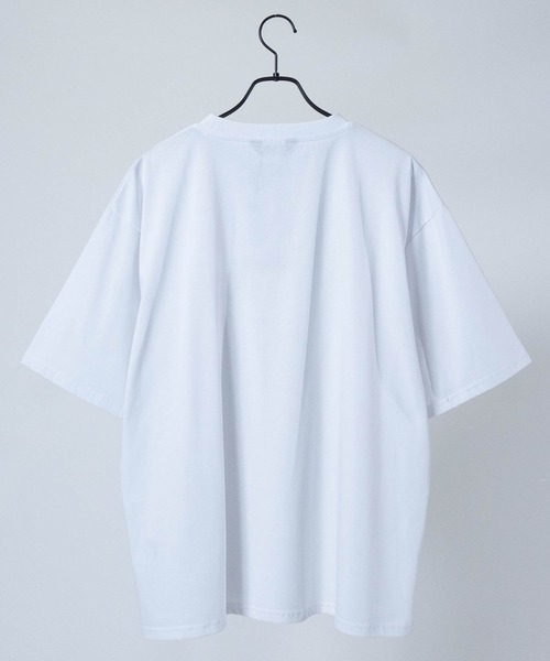 Naive magic（ナイーブマジック）の「【a】〔NAIVE MAGIC〕汗ジミ防止天竺 リラックスフィット Tシャツ（Tシャツ/カットソー・メンズ・ホワイト/ピンク/グレー/チャコールグレー・MEDIUM/LARGE）」の5枚目の写真