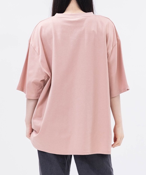 Naive magic（ナイーブマジック）の「【a】〔NAIVE MAGIC〕汗ジミ防止天竺 リラックスフィット Tシャツ（Tシャツ/カットソー・メンズ・ホワイト/ピンク/グレー/チャコールグレー・MEDIUM/LARGE）」の10枚目の写真