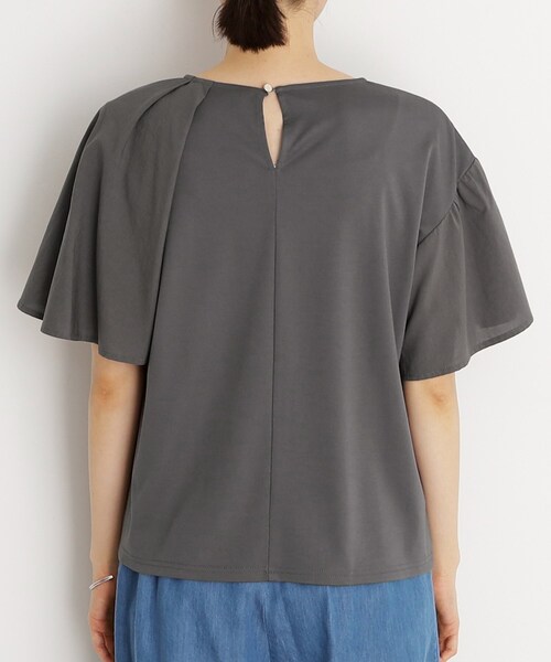 THE SHOP TK (ザ ショップ ティーケー )の「アシメケープ風プルオーバー【接触冷感/洗濯機OK】(Tシャツ/カットソー・レディース・ブラック/オフホワイト/スミクロ・13/12)」の18枚目の写真