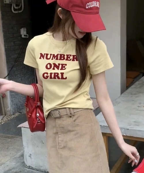 FUNdaysion(ファンデイション)の「ロゴショート丈半袖Tシャツ(Tシャツ/カットソー・レディース・レッド/ホワイト/イエロー・M)」の12枚目の写真