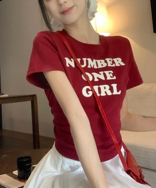 FUNdaysion(ファンデイション)の「ロゴショート丈半袖Tシャツ(Tシャツ/カットソー・レディース・レッド/ホワイト/イエロー・M)」の16枚目の写真