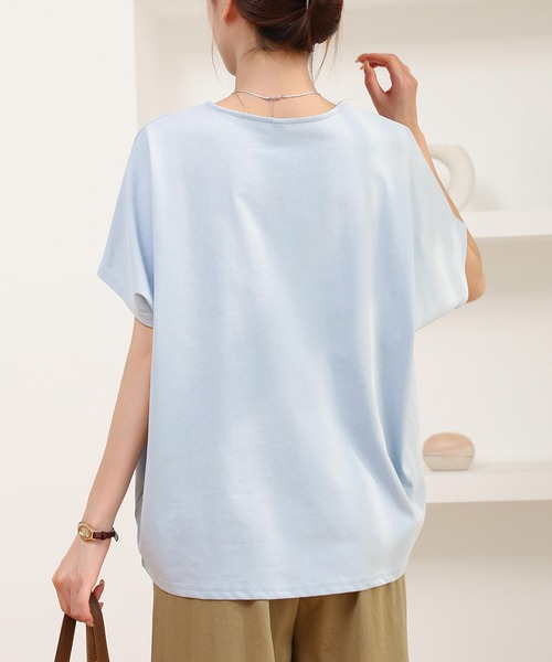 Cinderella(シンデレラ)の「トップス レディース カジュアル Tシャツ カットソー ドルマンスリーブ 綿100% 夏 春 半袖 五分袖 シンプル 無地 上品 きれいめ かわいい おしゃれ 黒 ブラック 青 ボーダー キャメル 茶色 コーヒー クリーム ネイビー 紺 ホワイト 白(Tシャツ/カットソー・レディース・キャメル/ダークブラウン/ホワイト/その他1/ネイビー/ブルー/クリーム/ブラック・LARGE/MEDIUM)」の13枚目の写真