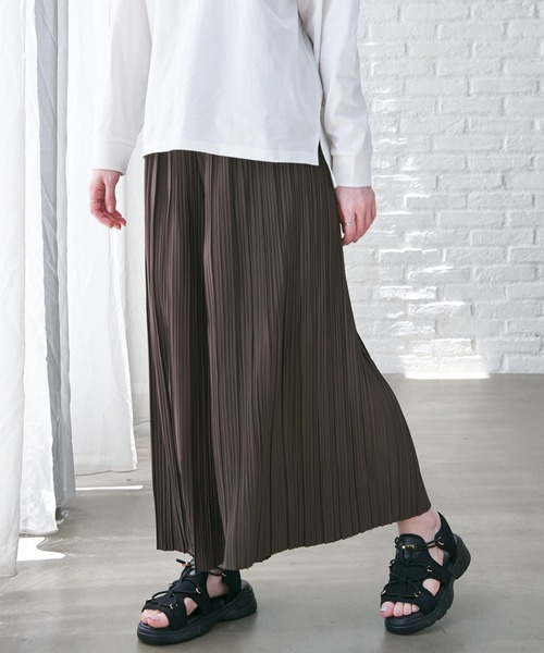 ikka(イッカ)の「さらっとプリーツワイドパンツ(その他パンツ・レディース・ダークブラウン/モカ/ダークグレー・M/L/S)」の12枚目の写真