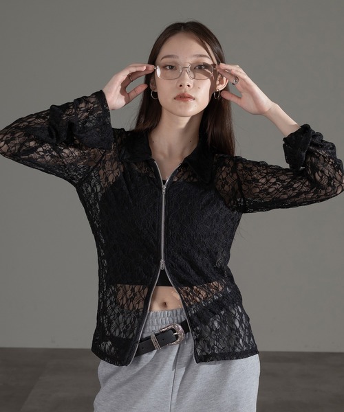 apres jour mignon(アプレジュールミニョン)の「襟付きレースシャツ【ZOZOTOWN限定アイテム】(シャツ/ブラウス・レディース・ブラウン系その他/オフホワイト/ブラック・X-LARGE/フリー)」の18枚目の写真