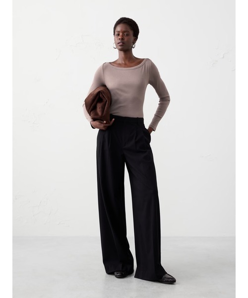 BANANA REPUBLIC FACTORY STORE(バナナリパブリック ファクトリーストア)の「BANANA REPUBLIC FACTORY STORE リブ ボートネック カットソー(Tシャツ/カットソー・レディース・ホワイト/ブラック/カーキ/ベージュ・S/L/M/XS)」の5枚目の写真