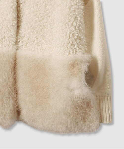 allureville（アルアバイル）の「フェイクボアコンビニットジレ（ベスト・レディース・キャメル/アイボリー・2）」の5枚目の写真