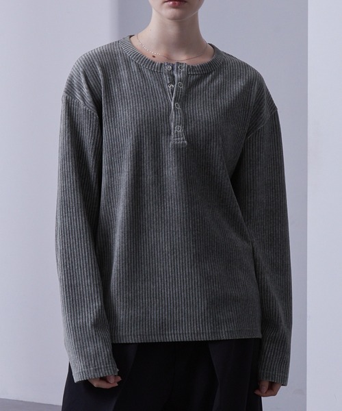 Loose/ルース(ルース)の「ベロアコーデュロイ ヘンリーネックロンT(Tシャツ/カットソー・メンズ・オフホワイト/パープル/ダークネイビー/ブラック/グレー・S/L/M)」の4枚目の写真