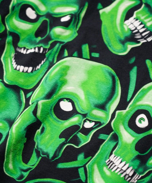 LIQUID BLUE（リキッドブルー）の「LIQUID BLUE / リキッドブルー "SKULL TEE" スカル フルグラフィック Tシャツ（Tシャツ/カットソー・メンズ・ブラック/ブラック系その他/ブラック系その他2・X-LARGE/LARGE）」の4枚目の写真