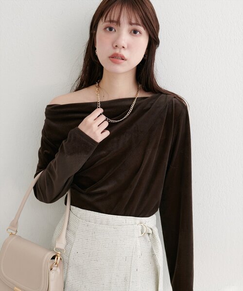 natural couture（ナチュラルクチュール）の「ドレープベロアプルオーバー（Tシャツ/カットソー・レディース・ブラウン/ブラック/ピンク系その他/グレイッシュベージュ/オフホワイト・FREE）」の7枚目の写真