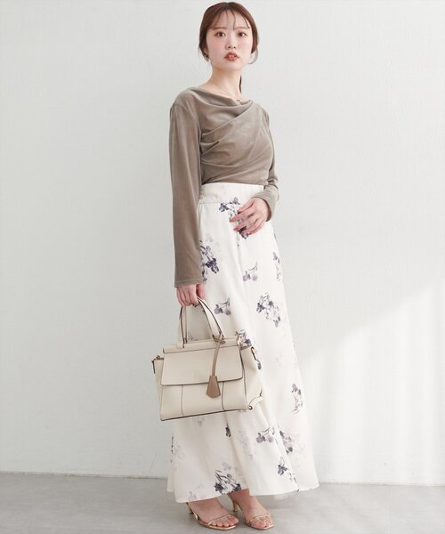 natural couture（ナチュラルクチュール）の「ドレープベロアプルオーバー（Tシャツ/カットソー・レディース・ブラウン/ブラック/ピンク系その他/グレイッシュベージュ/オフホワイト・FREE）」の21枚目の写真