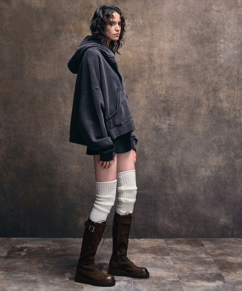 CHARLES & KEITH(チャールズ & キース)の「Darian ダリアン レースアップバックルロングブーツ(ブーツ・レディース・ブラウン系その他7/ブラック・26.5cm/25.5cm/25cm/24.5cm/23.5cm/23cm/22.5cm)」の12枚目の写真