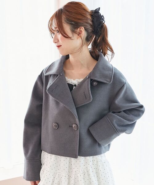 MAJESTIC LEGON（マジェスティックレゴン）の「マルチwayフェイクファー付ショートコート（その他アウター・レディース・チャコールグレー/ブラック/アイボリー/ピンクベージュ・SMALL/MEDIUM/X-SMALL）」の11枚目の写真