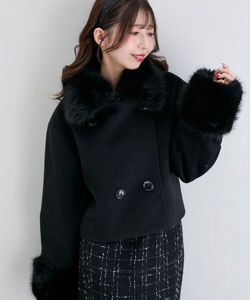 MAJESTIC LEGON（マジェスティックレゴン）の「マルチwayフェイクファー付ショートコート（その他アウター・レディース・チャコールグレー/ブラック/アイボリー/ピンクベージュ・SMALL/MEDIUM/X-SMALL）」の16枚目の写真