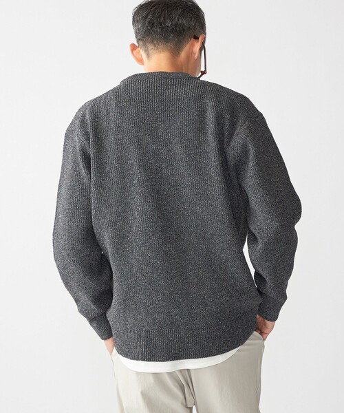 SHIPS(シップス)の「【WEB限定】SHIPS: ビッグシルエット クルーネック レイヤード ニット(ニット+ロンT)(ニット/セーター・メンズ・オリーブ/ブラック/ベージュ/ネイビー・MEDIUM/SMALL/X-LARGE/LARGE)」の16枚目の写真