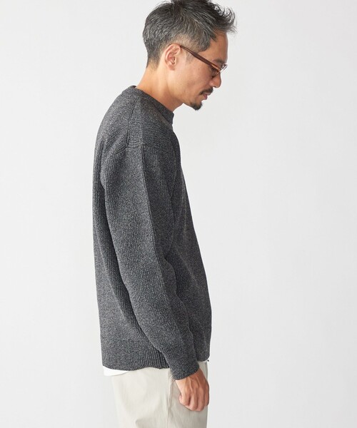 SHIPS(シップス)の「【WEB限定】SHIPS: ビッグシルエット クルーネック レイヤード ニット(ニット+ロンT)(ニット/セーター・メンズ・オリーブ/ブラック/ベージュ/ネイビー・MEDIUM/SMALL/X-LARGE/LARGE)」の17枚目の写真