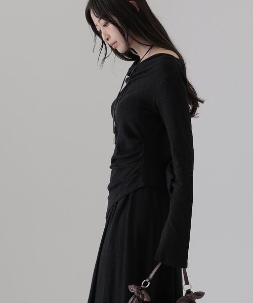 SUWDEE(スーディー)の「asymmetry belted tops setup(セットアップ・レディース・チャコールグレー/ブラック・S)」の5枚目の写真