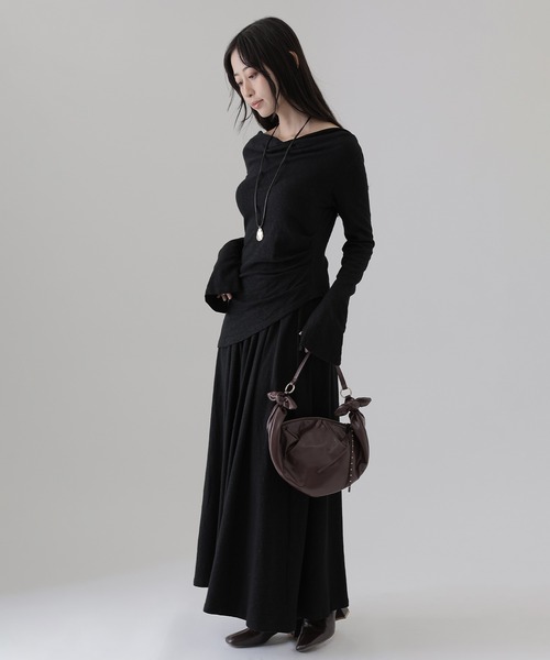 SUWDEE(スーディー)の「asymmetry belted tops setup(セットアップ・レディース・チャコールグレー/ブラック・S)」の6枚目の写真