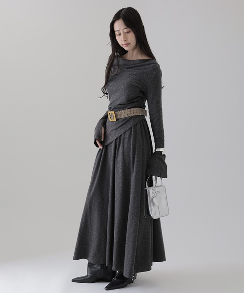 SUWDEE(スーディー)の「asymmetry belted tops setup(セットアップ・レディース・チャコールグレー/ブラック・S)」の9枚目の写真