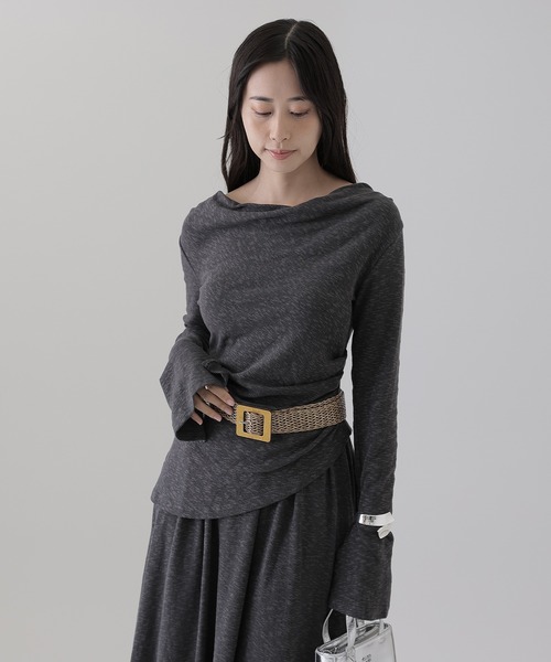 SUWDEE(スーディー)の「asymmetry belted tops setup(セットアップ・レディース・チャコールグレー/ブラック・S)」の11枚目の写真