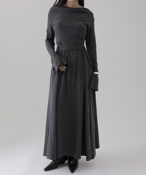 SUWDEE(スーディー)の「asymmetry belted tops setup(セットアップ・レディース・チャコールグレー/ブラック・S)」の14枚目の写真
