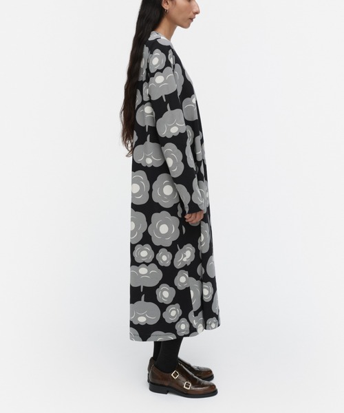marimekko（マリメッコ）の「Lehtokielo Tumma / dress（ワンピース・レディース・ライトグレー・SMALL/LARGE/MEDIUM/X-SMALL）」の2枚目の写真