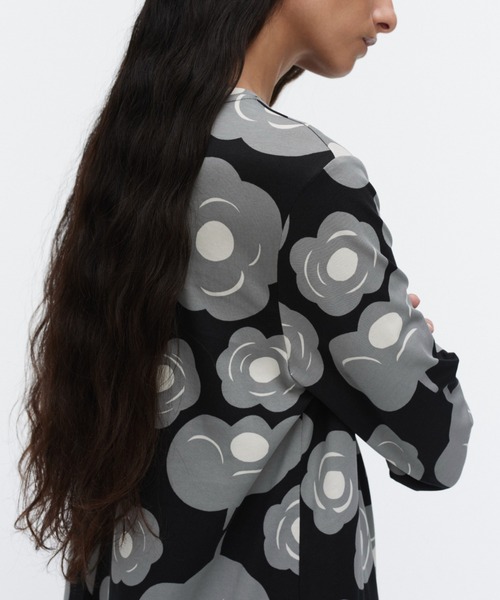 marimekko（マリメッコ）の「Lehtokielo Tumma / dress（ワンピース・レディース・ライトグレー・SMALL/LARGE/MEDIUM/X-SMALL）」の4枚目の写真
